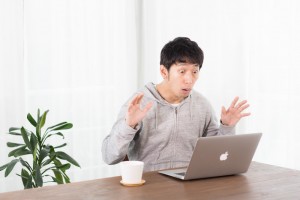 おどろく